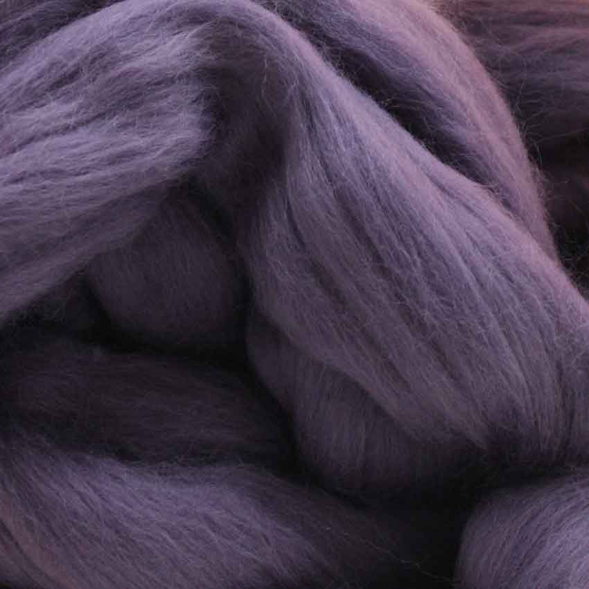 fifty grams divine merino wool top for felting in amethyst colour