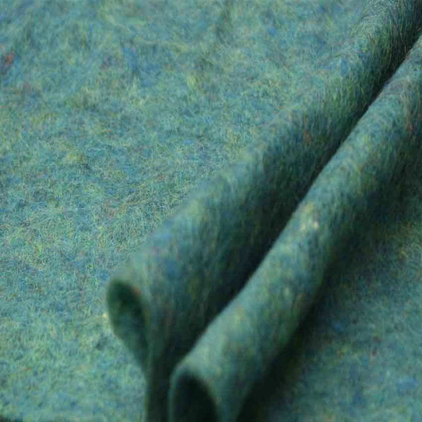 felbi prefelt/needlefelt in new laurel 25 x 150 cm for felting